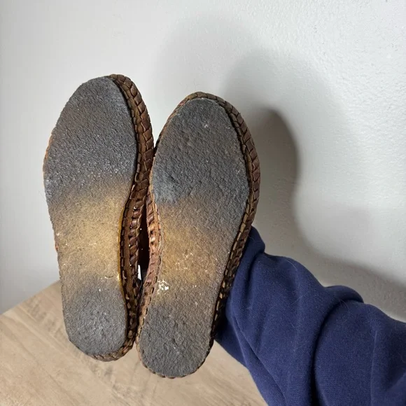 Mohinders Leather Woven Shoe in Walnut - Picture 9 of 10